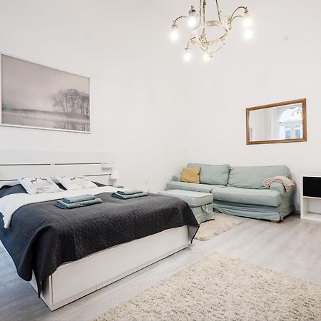 Podi Apartment Boedapest Buitenkant foto