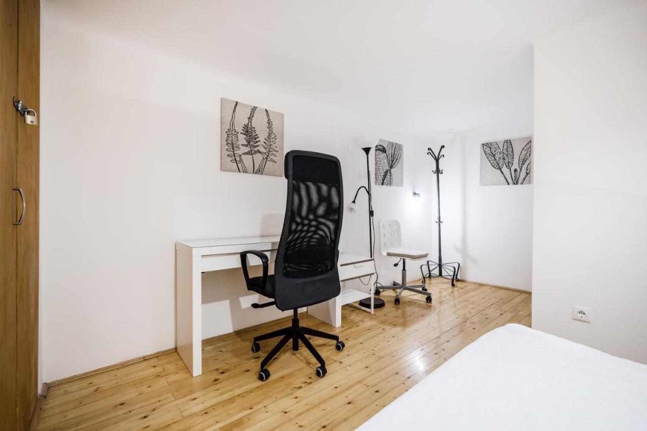 Podi Apartment Boedapest Buitenkant foto